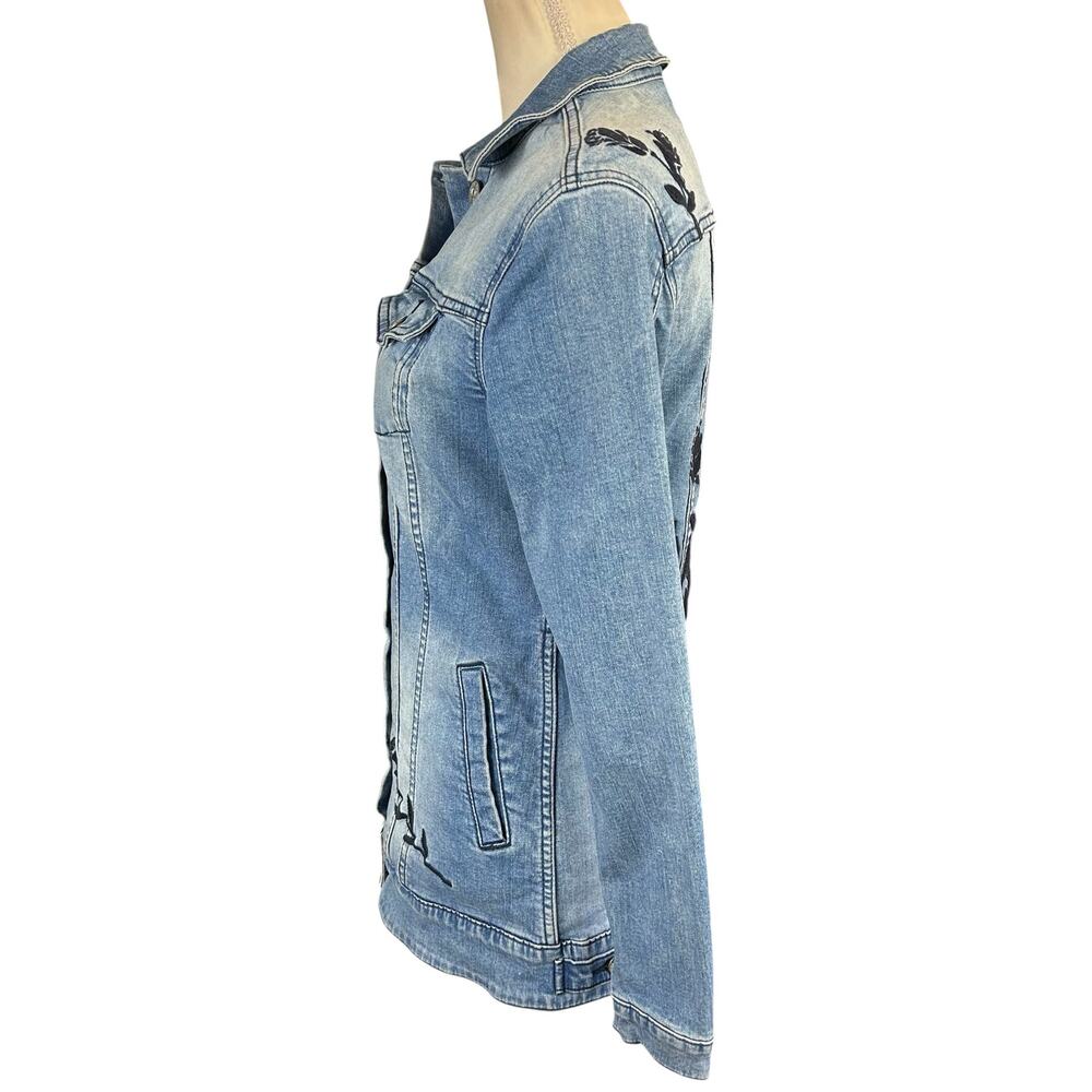 LuLaRoe Jaxon Jean Jacket Women Small Blue Floral Embroidered Denim Button Up - Picture 7 of 13